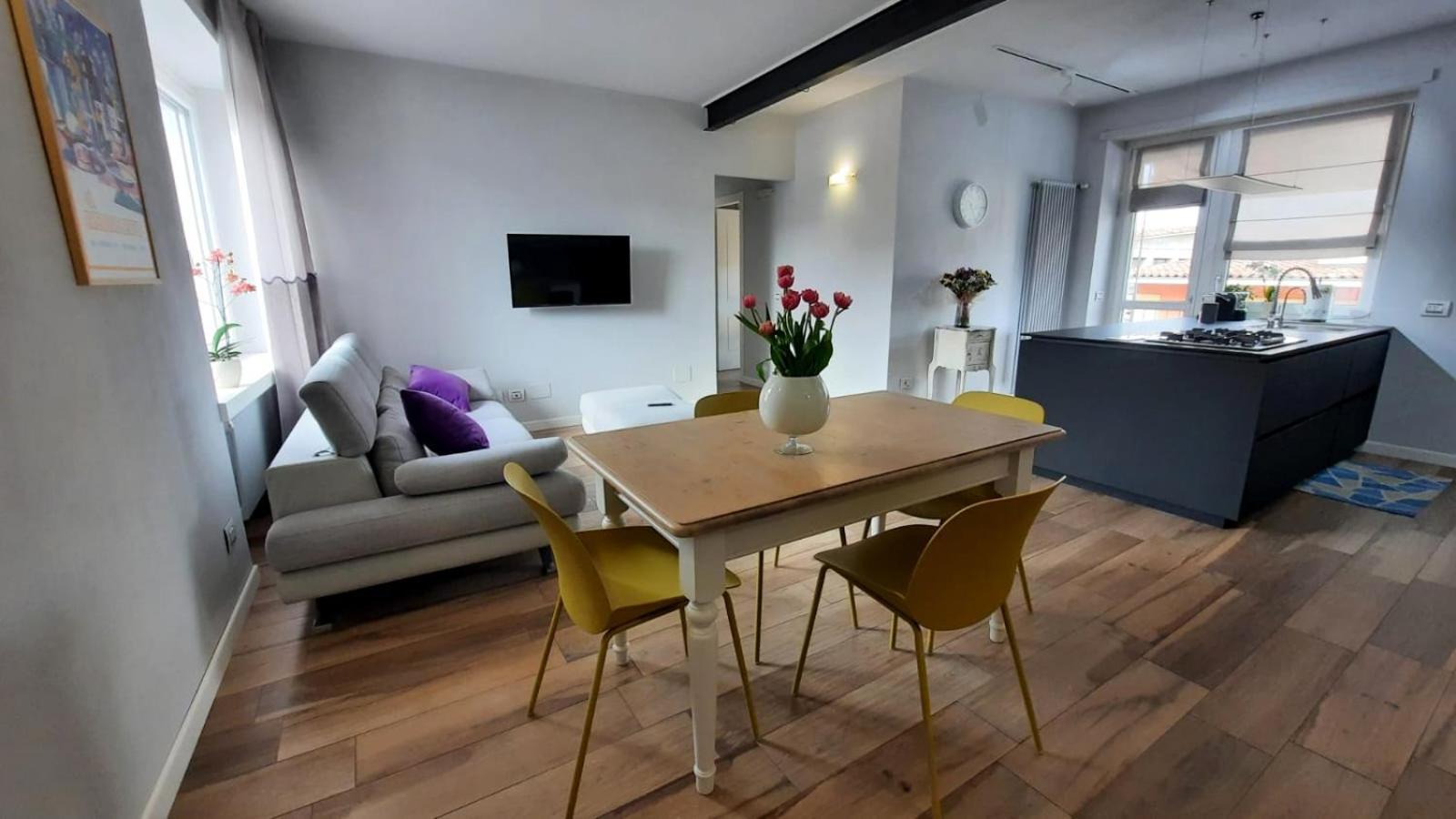 Cuore Di Alba Charming Apartment 외부 사진